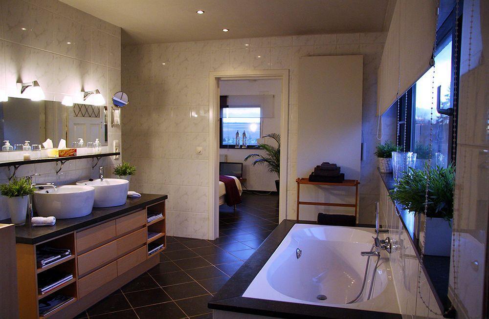 B&B Montenakerhof Riemst Εξωτερικό φωτογραφία